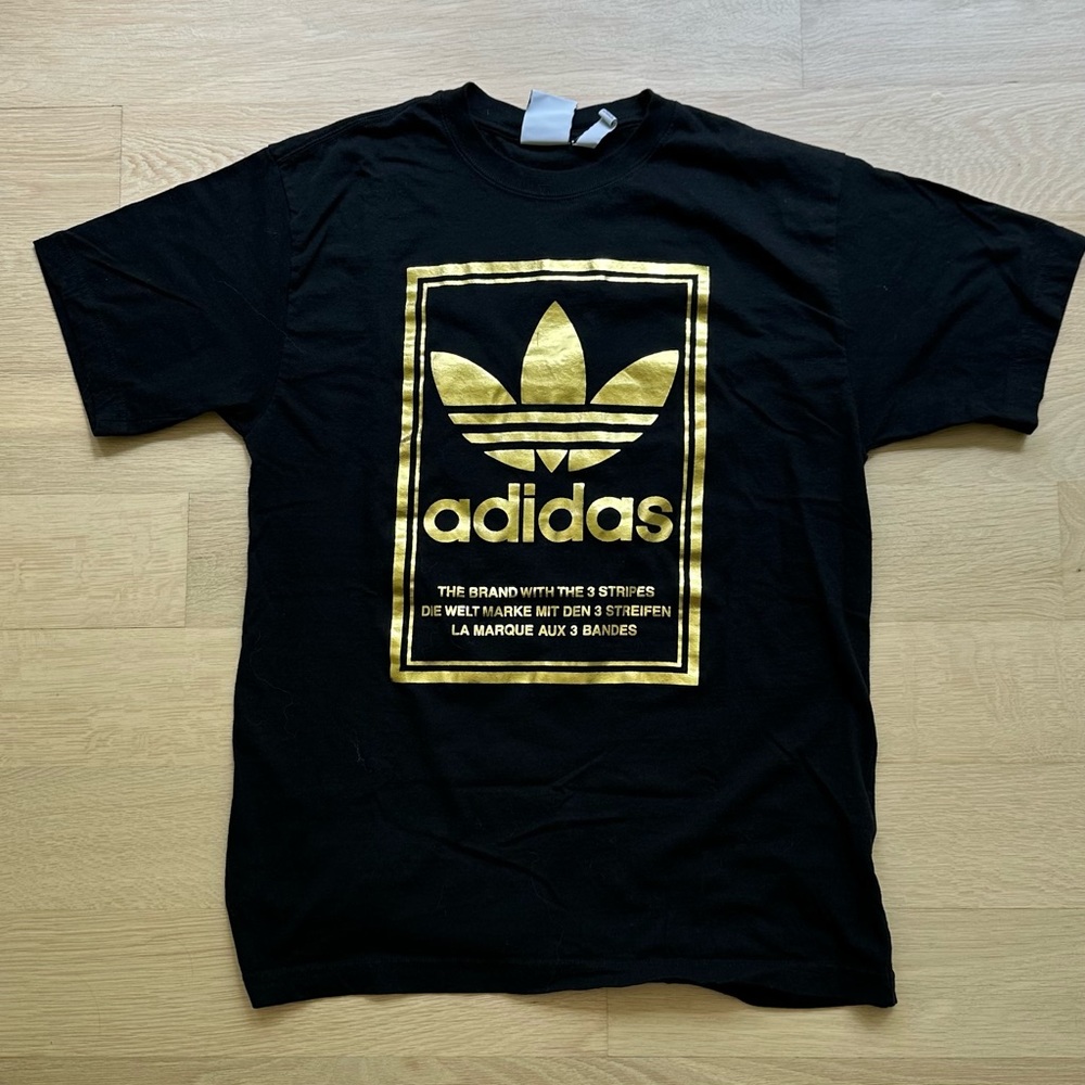 Adidas logo graphic tee - LARGE